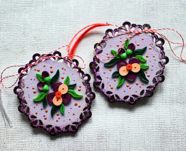 Mărțișoare panseluțe din hârtie quilling pe lemn