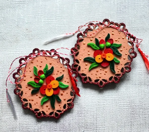 Mărțișoare panseluțe din hârtie quilling pe lemn